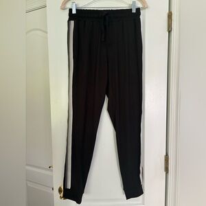 76 Black Jogger Pants